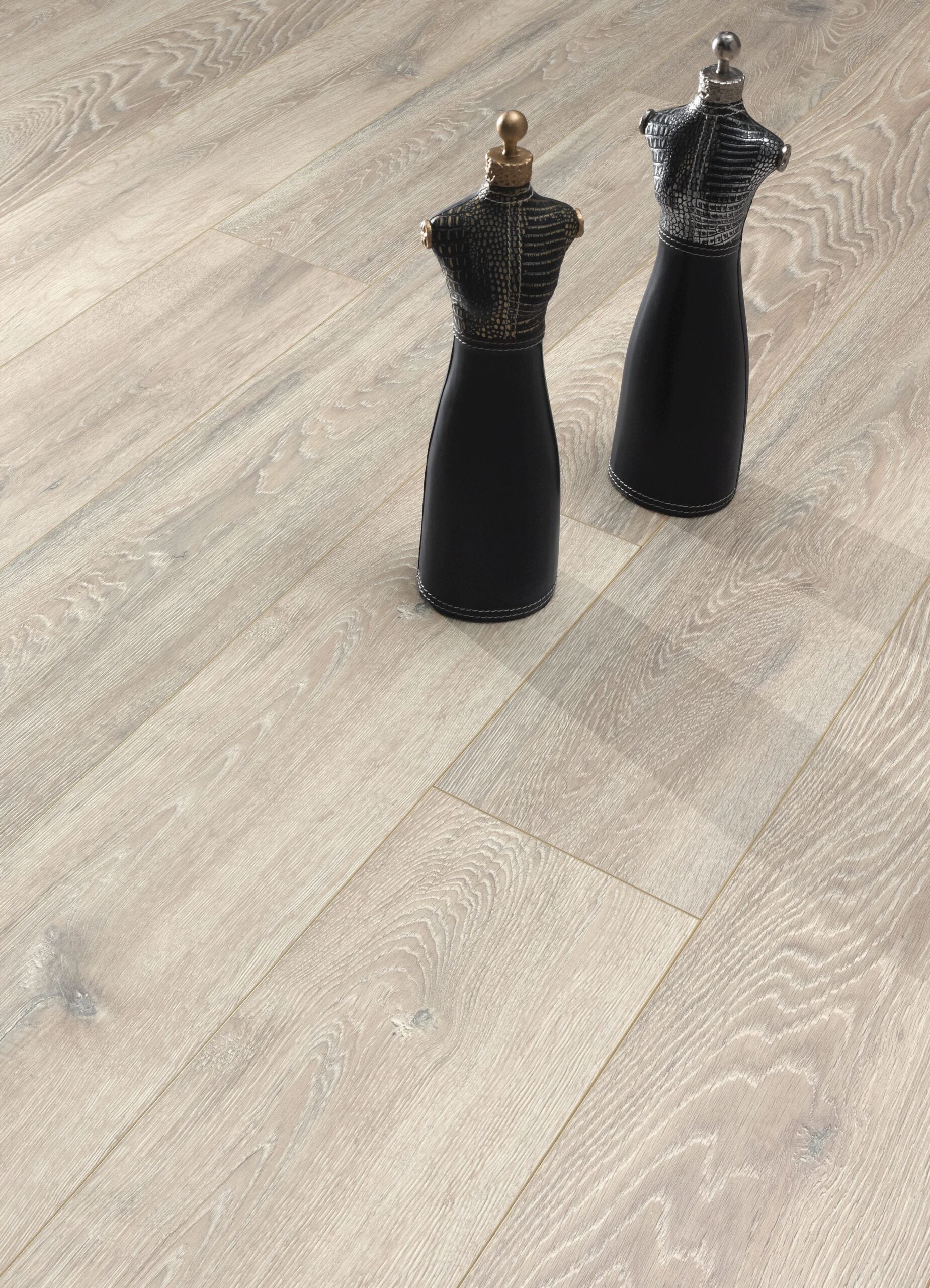 Krono Super Natural Classic Colorado Oak 8mm Laminate Flooring