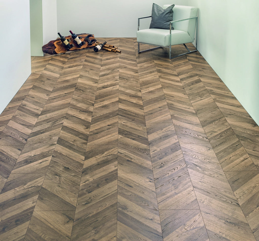 Kaindl FISHbone Oak Fortress Ashford Natural Touch 8mm Laminate Flooring