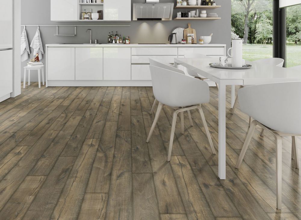 Kaindl Gloss Oak Posino 8mm Laminate Flooring With Free Underlay